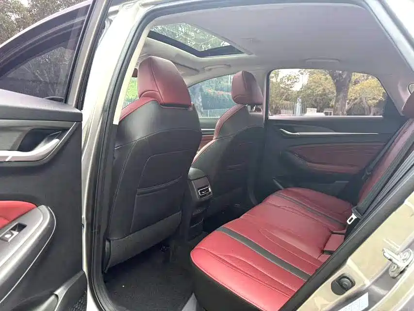 Changan Yidong 2020 PLUS Blue Whale NE 1.4T GDI DCT Flagship Model 2022 - thumbnail 9
