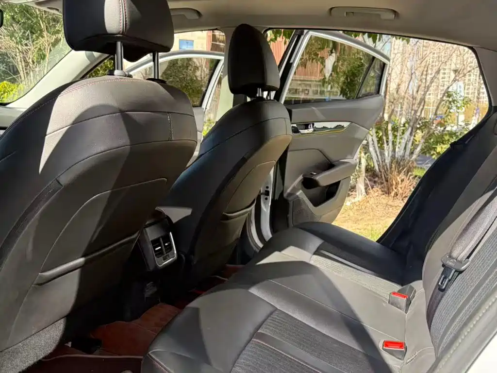 Dongfeng Fengshen Yi Xuan 2021 230T Automatic Zhi Feng Edition 2021 - thumbnail 6
