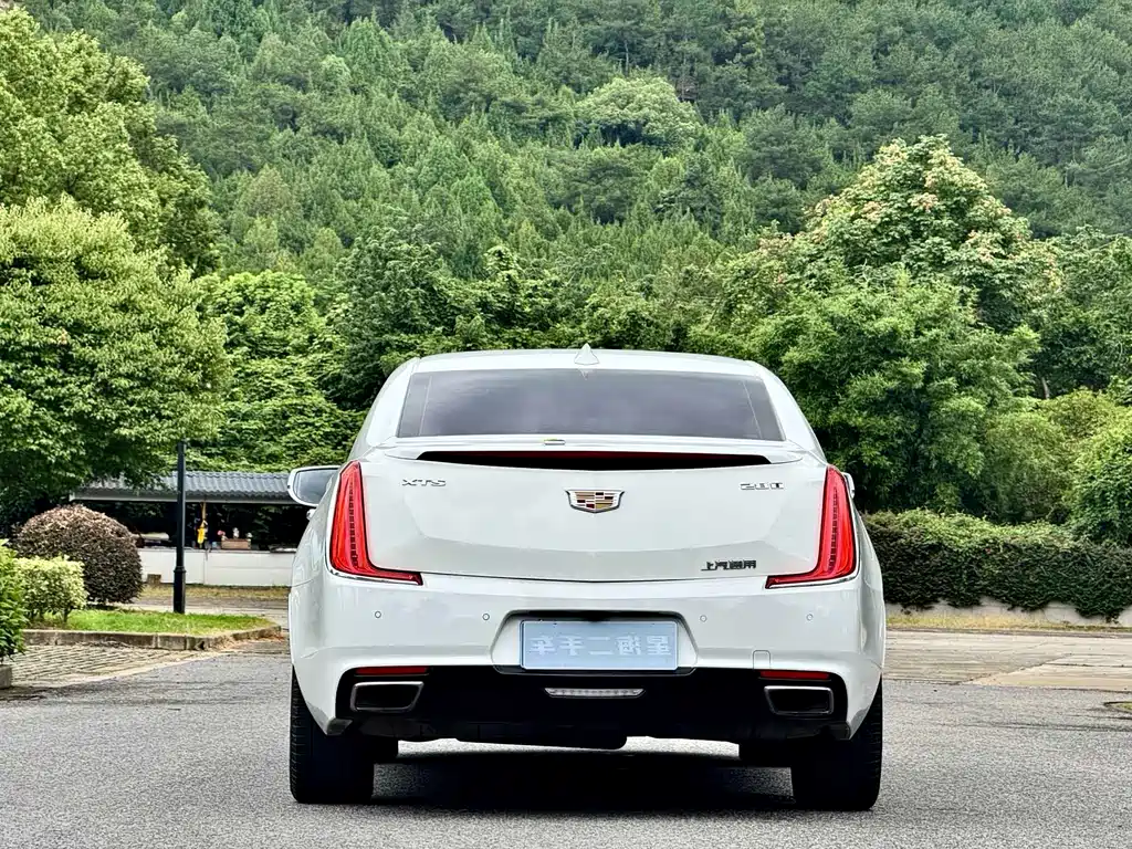 Cadillac Cadillac XTS 2018 28T Luxury 2019 - thumbnail 5