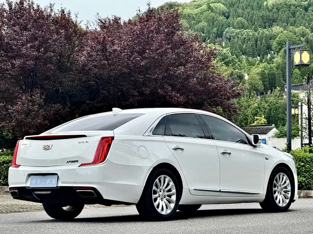 Cadillac Cadillac XTS 2018 28T Luxury 2019 - thumbnail 6