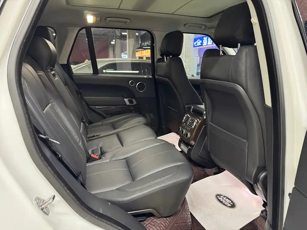 Land Rover Range Rover 2015 3.0 TDV6 Vogue 2018 - thumbnail 7