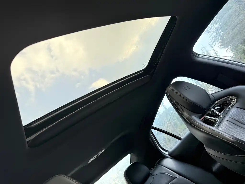 GAC Trumpchi Lingpai 2023 400T Automatic R PRO 2023 - thumbnail 17