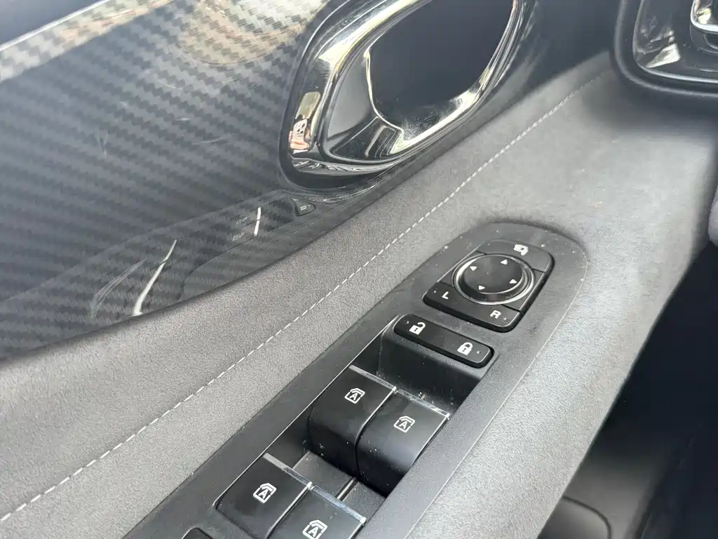 GAC Trumpchi Lingpai 2023 400T Automatic R PRO 2023 - thumbnail 18