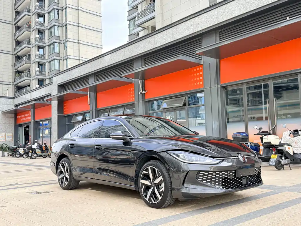 Volkswagen Lamando 2024 Lamando L 280TSI DSG Cool & Spicy Edition 2024 - thumbnail 3