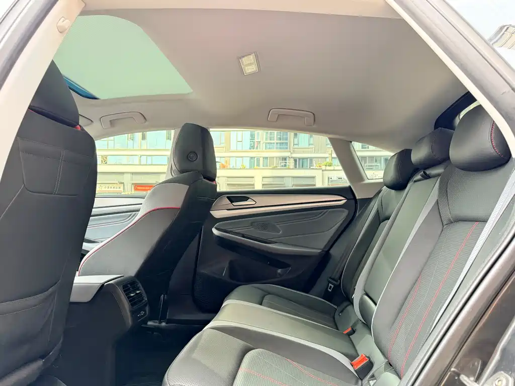 Volkswagen Lamando 2024 Lamando L 280TSI DSG Cool & Spicy Edition 2024 - thumbnail 6