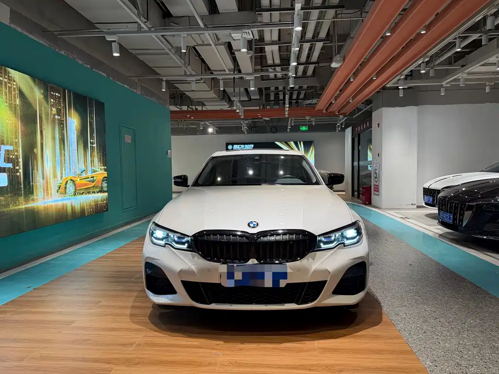 BMW BMW 3 Series 2020 Model Year Facelift 325i M Sport Package 2020 - thumbnail 2
