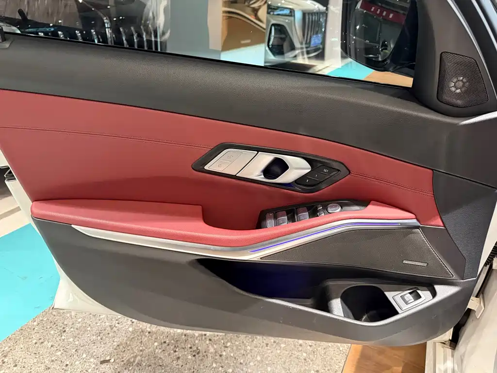 BMW BMW 3 Series 2020 Model Year Facelift 325i M Sport Package 2020 - thumbnail 12