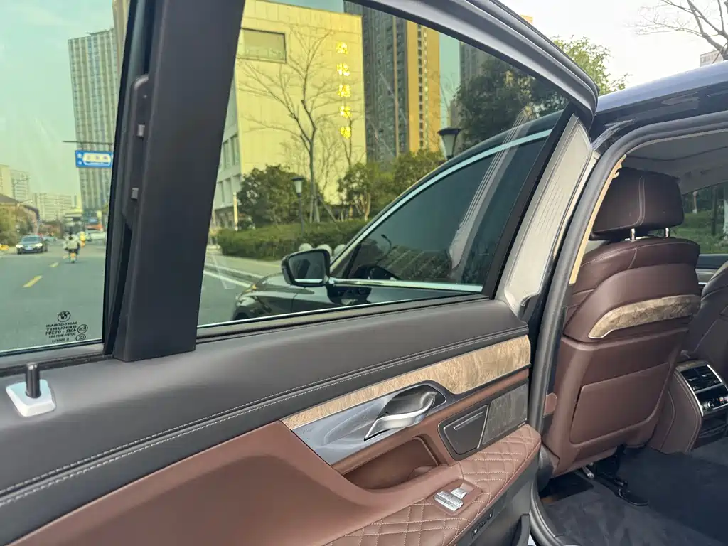 BMW BMW 7 Series 2019 740Li Leading Model Luxury Package 2021 - thumbnail 11