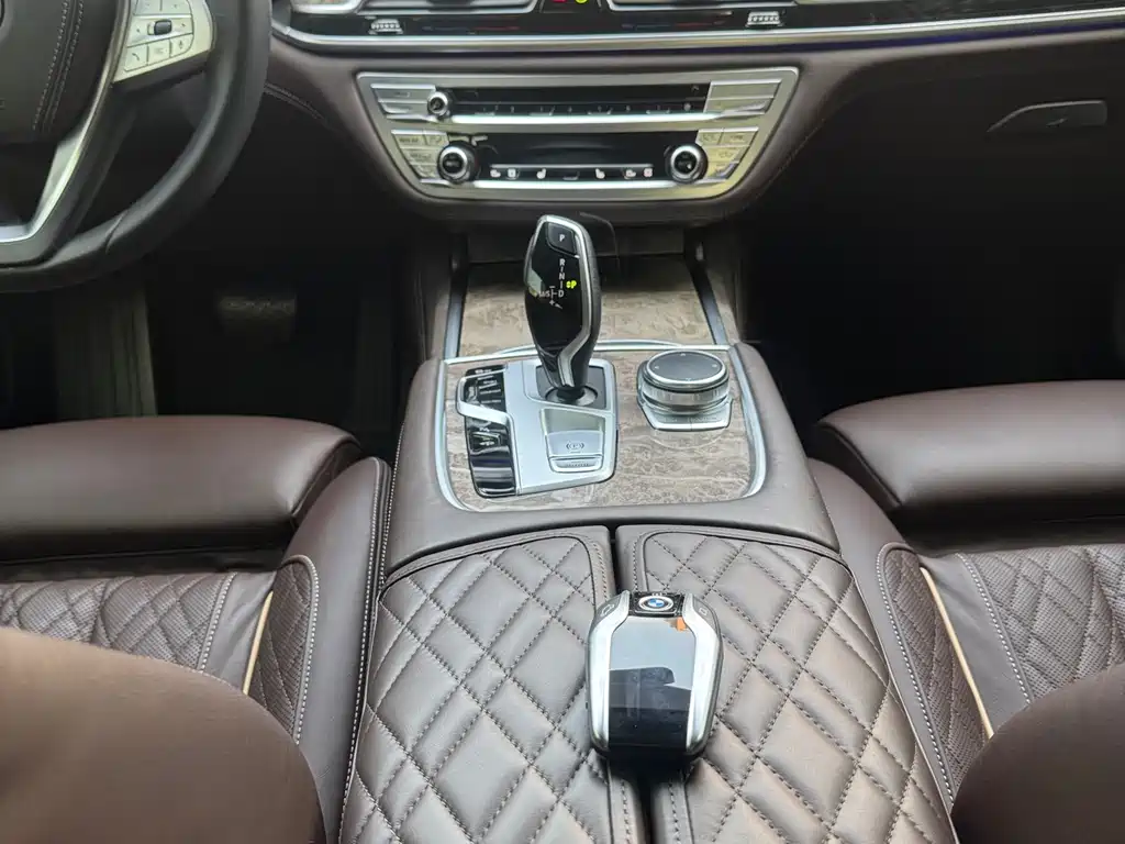 BMW BMW 7 Series 2019 740Li Leading Model Luxury Package 2021 - thumbnail 16