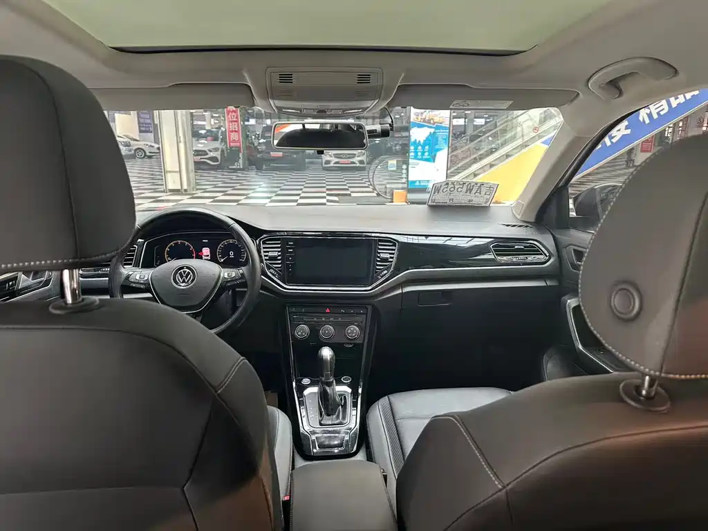 Volkswagen T-Roc 2021 Facelift 280TSI DSG FWD R-Line Pro Smart Connect Edition 2021 - thumbnail 13