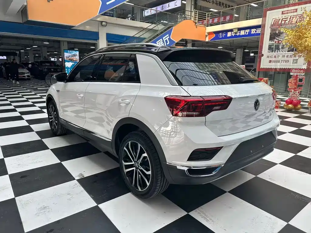 Volkswagen T-Roc 2021 Facelift 280TSI DSG FWD R-Line Pro Smart Connect Edition 2021 - thumbnail 14