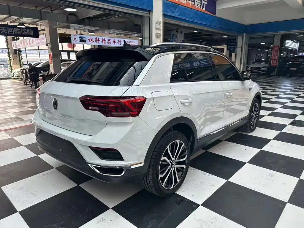 Volkswagen T-Roc 2021 Facelift 280TSI DSG FWD R-Line Pro Smart Connect Edition 2021 - thumbnail 16