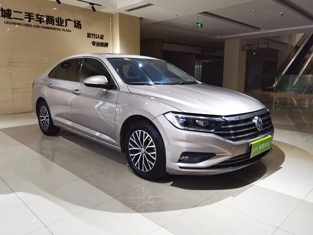 Volkswagen Volkswagen Sagitar 2019 200TSI DSG Comfort Model VI 2019 - thumbnail 3