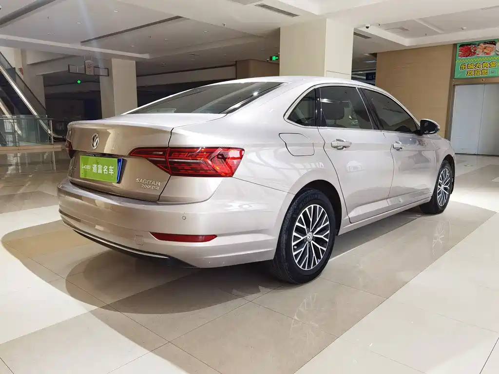 Volkswagen Volkswagen Sagitar 2019 200TSI DSG Comfort Model VI 2019 - thumbnail 6