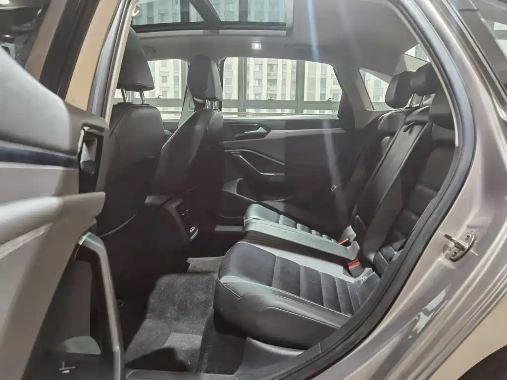 Volkswagen Volkswagen Sagitar 2019 200TSI DSG Comfort Model VI 2019 - thumbnail 9