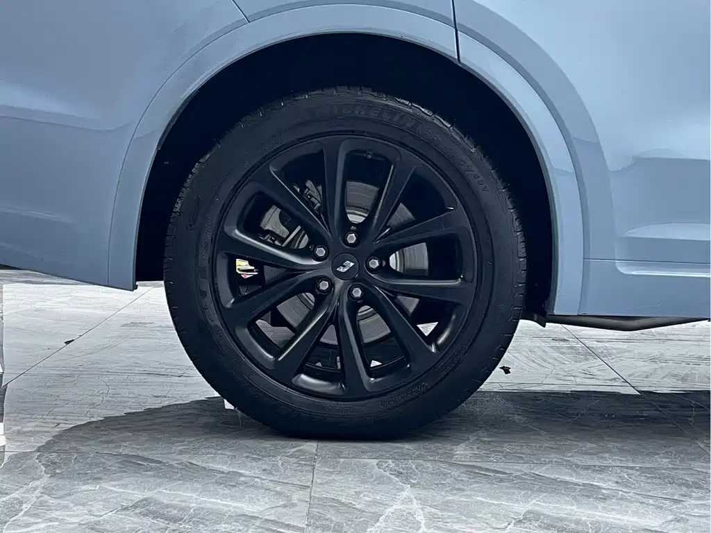 Li Auto Li ONE 2021 Extended Range 6-Seat Version 2022 - thumbnail 13