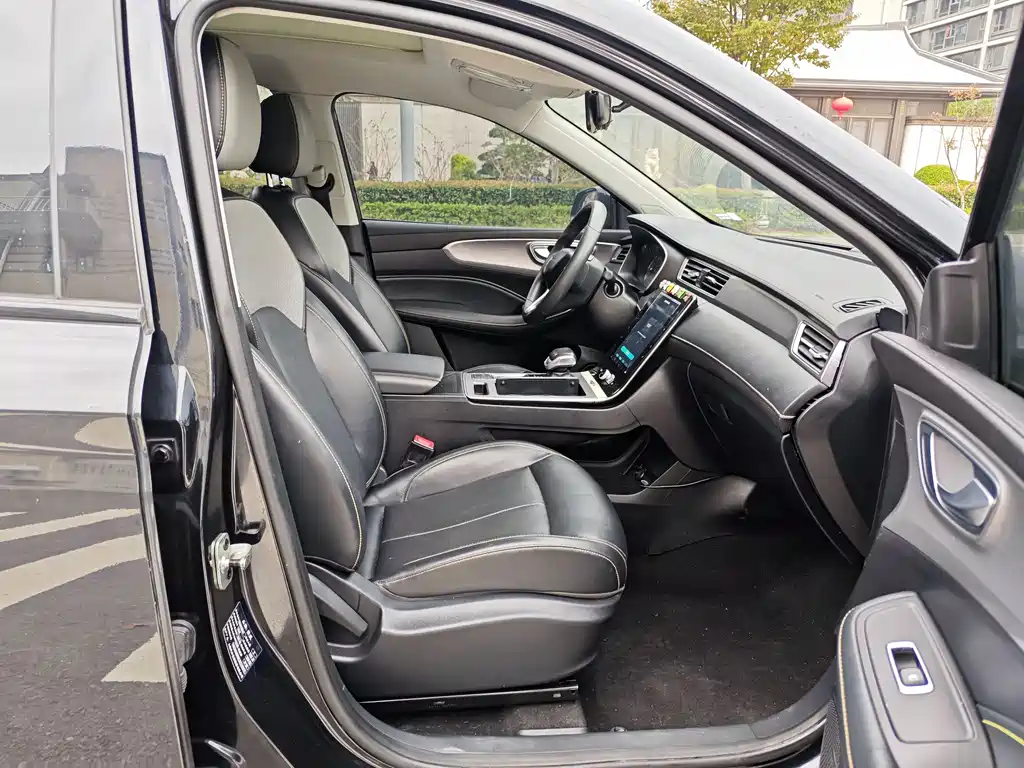 Roewe Roewe RX5 2020 PLUS 300TGI Automatic Ali National Trend Luxury Edition 2020 - thumbnail 12