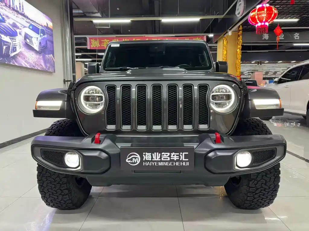 Jeep Jeep Wrangler 2019 2.0T Rubicon 4-Door Version国VI  Wait, I need to correct this. The "国VI" refers to China's emission standard (National VI), which isn't typically part of the international model name. The internationally accepted name would be:  Jeep Wrangler 2019 2.0T Rubicon 4-Door 2019 - thumbnail 2
