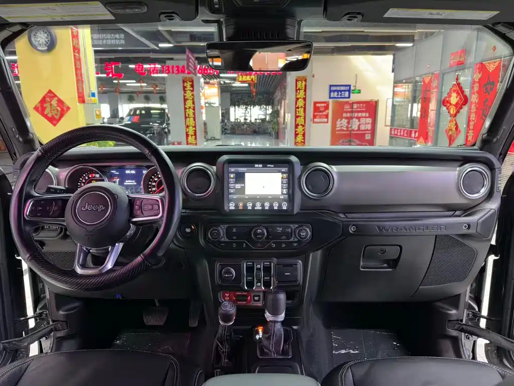 Jeep Jeep Wrangler 2019 2.0T Rubicon 4-Door Version国VI  Wait, I need to correct this. The "国VI" refers to China's emission standard (National VI), which isn't typically part of the international model name. The internationally accepted name would be:  Jeep Wrangler 2019 2.0T Rubicon 4-Door 2019 - thumbnail 11