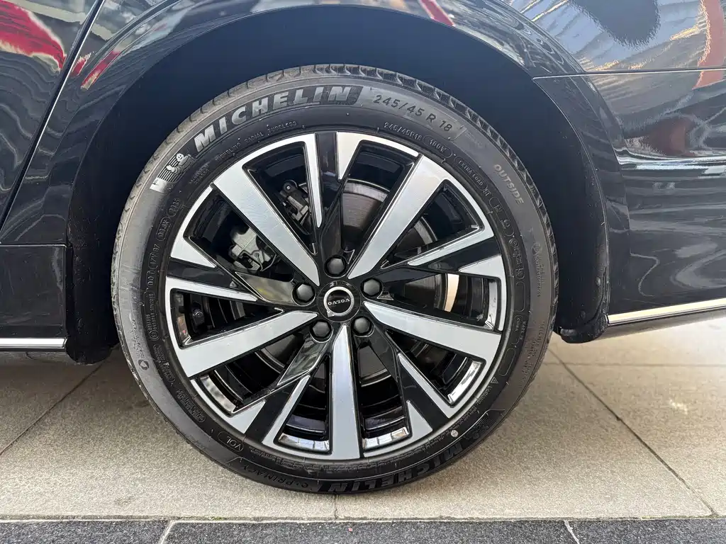 Volvo Volvo S90 2026 B5 Momentum Luxury Edition 2025 - thumbnail 15