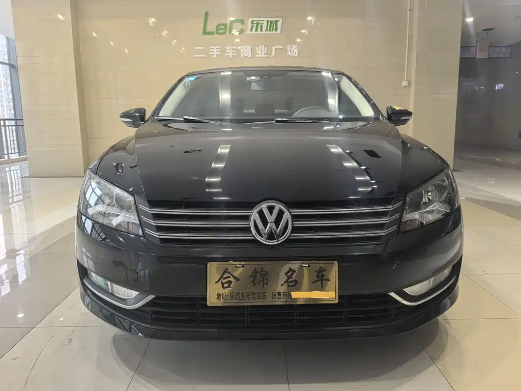 Volkswagen Passat 2013 1.8TSI DSG Premium Edition 2013 - thumbnail 2
