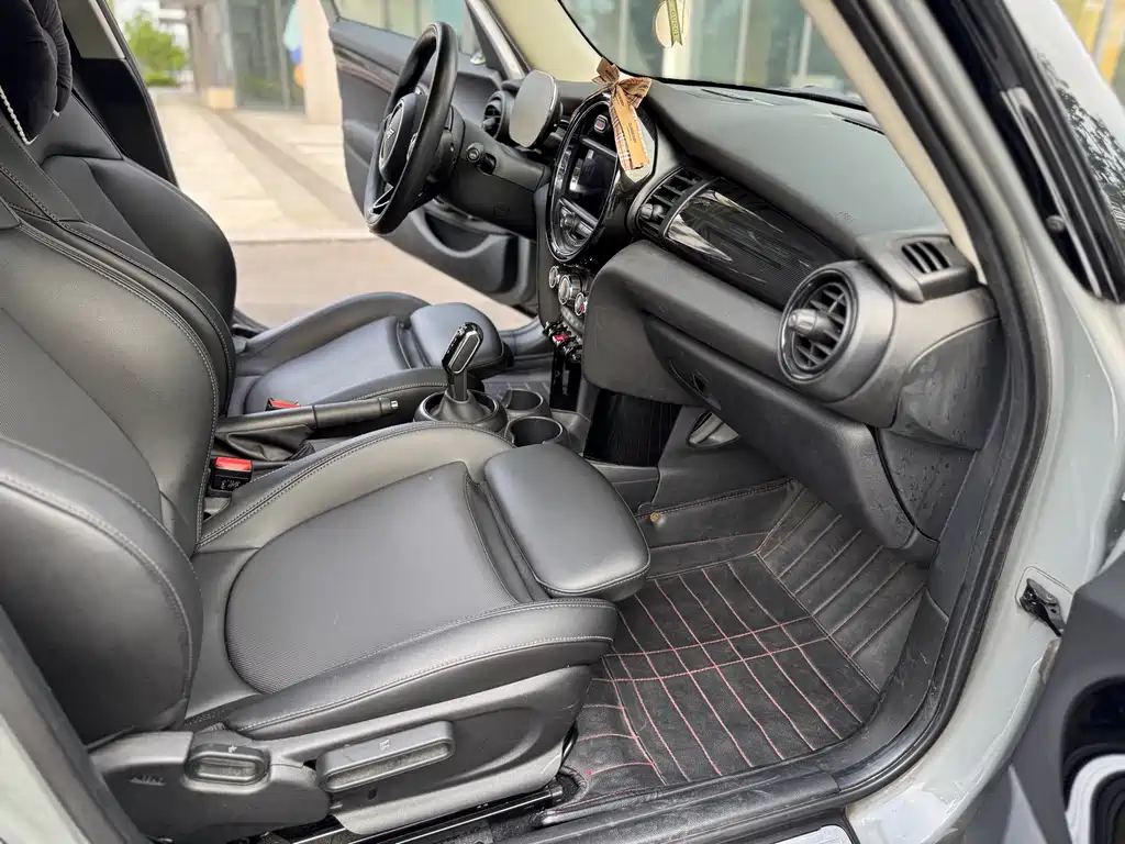 MINI MINI 2021 1.5T ONE PLUS Five-Door Edition 2021 - thumbnail 6