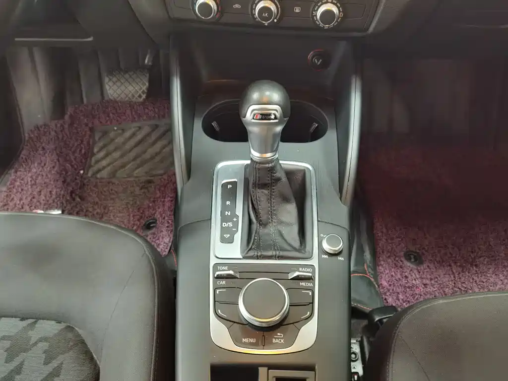 Audi Audi A3 2014 Sportback 35 TFSI Automatic Fashion Edition 2015 - thumbnail 13