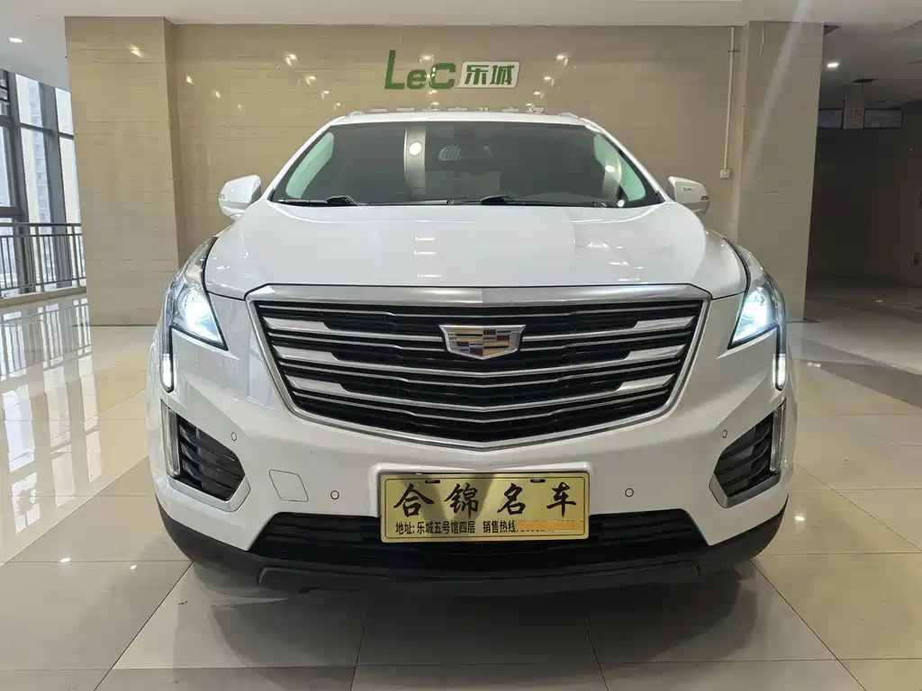 Cadillac Cadillac XT5 2017 Anniversary Edition 25T Luxury 2017