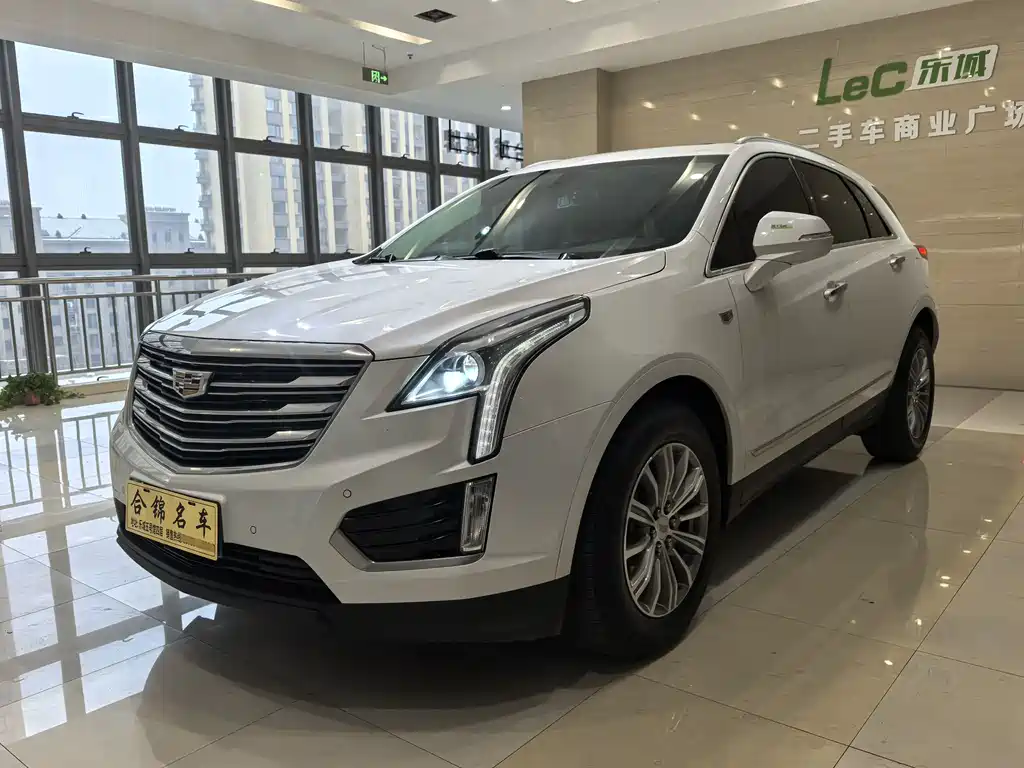 Cadillac Cadillac XT5 2017 Anniversary Edition 25T Luxury 2017 - thumbnail 2