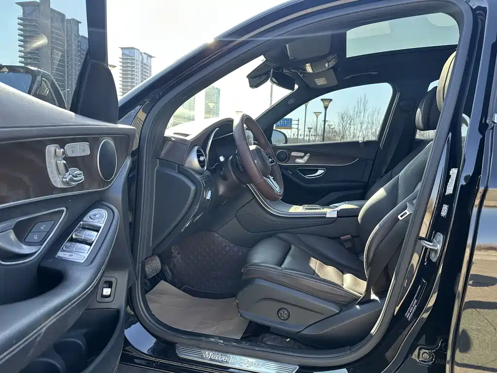 Mercedes-Benz Mercedes-Benz GLC 2021 GLC 260 L 4MATIC Luxury Edition 2021 - thumbnail 10