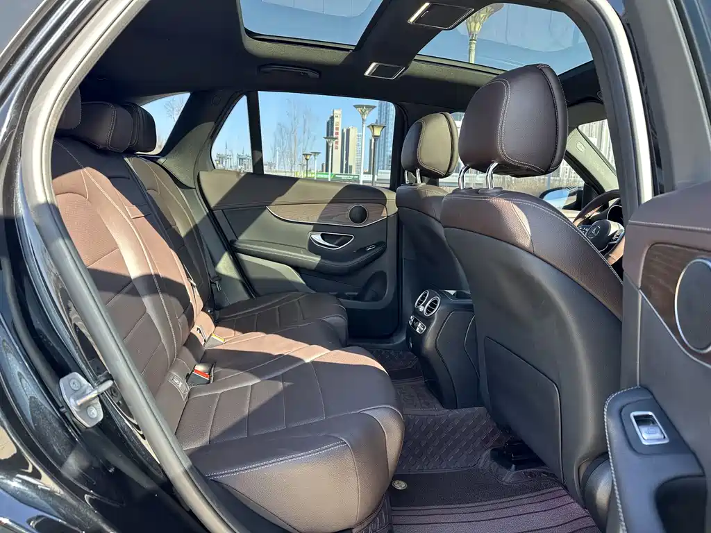 Mercedes-Benz Mercedes-Benz GLC 2021 GLC 260 L 4MATIC Luxury Edition 2021 - thumbnail 12