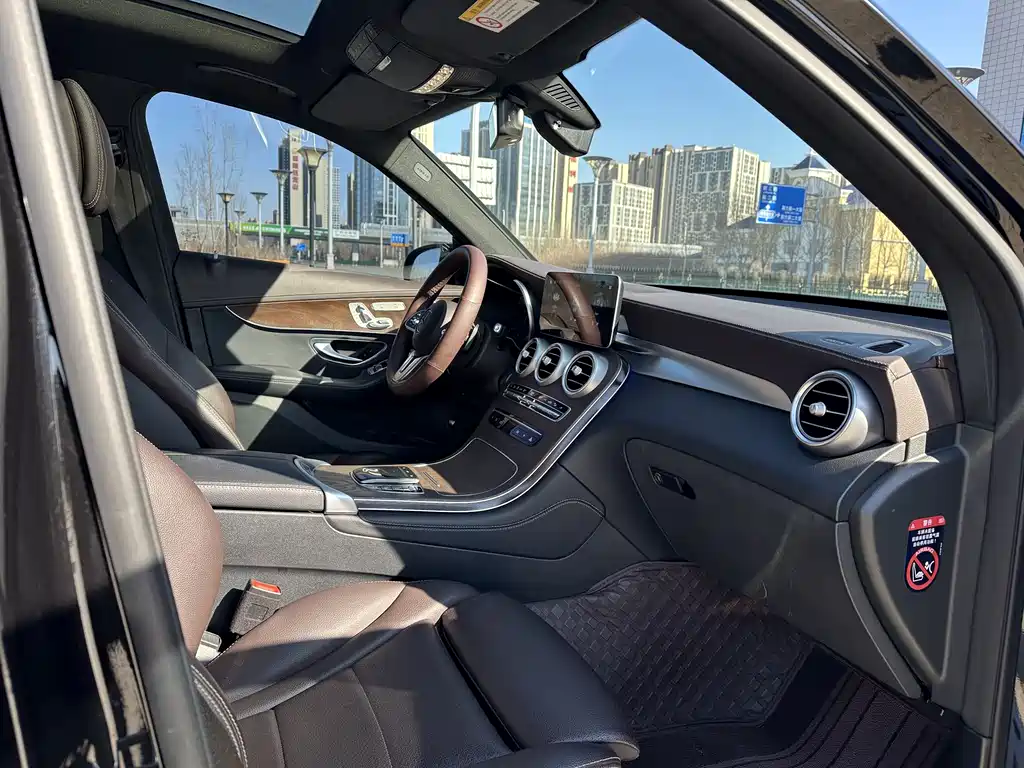 Mercedes-Benz Mercedes-Benz GLC 2021 GLC 260 L 4MATIC Luxury Edition 2021 - thumbnail 13