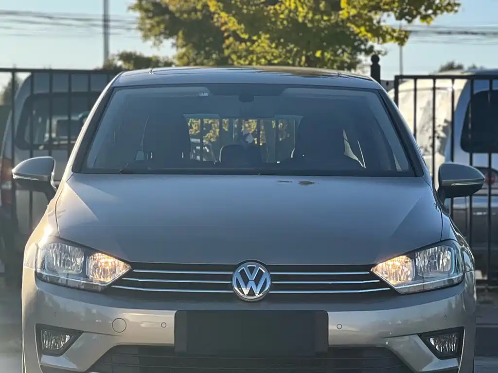 Volkswagen Volkswagen Golf Sportsvan 2016 230TSI Automatic Trendline 2016