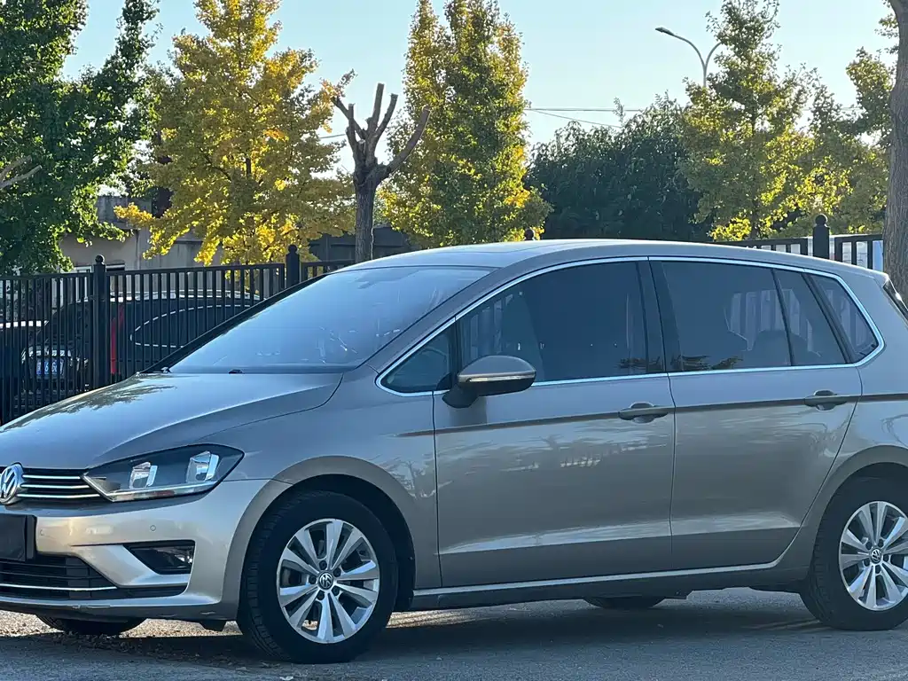 Volkswagen Volkswagen Golf Sportsvan 2016 230TSI Automatic Trendline 2016 - thumbnail 2