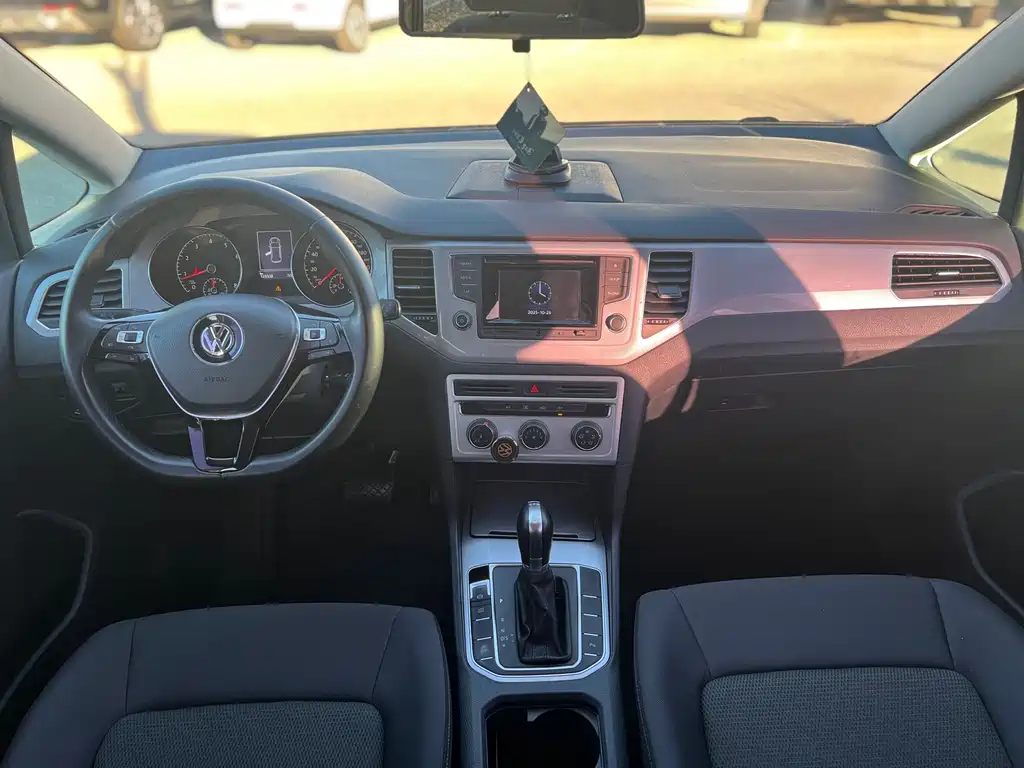 Volkswagen Volkswagen Golf Sportsvan 2016 230TSI Automatic Trendline 2016 - thumbnail 11