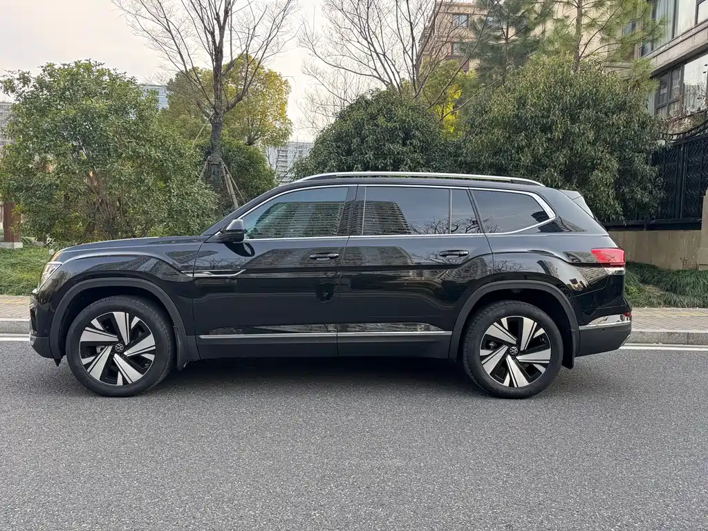 Volkswagen Teramont 2024 380TSI 4Motion Luxury Edition 2024 - thumbnail 3