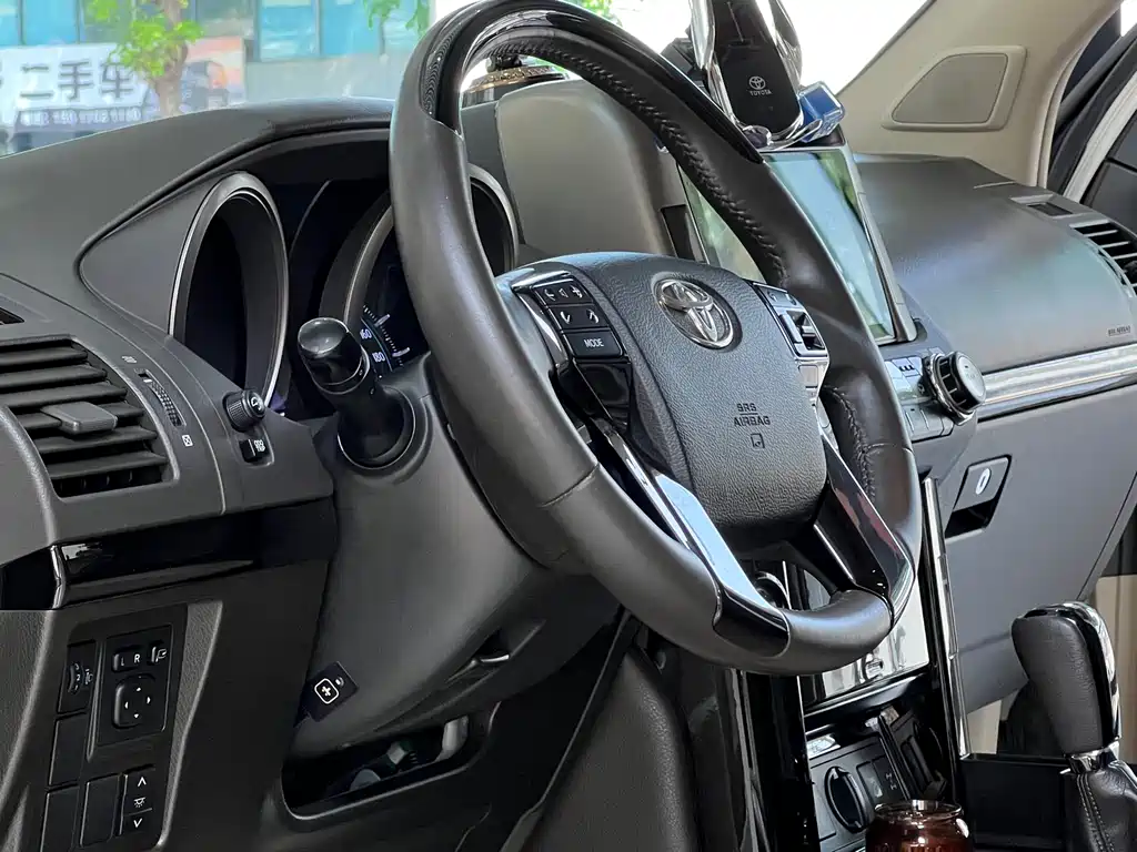 Toyota Toyota Land Cruiser Prado 2010 4.0L Automatic TX-L 2014 - thumbnail 6