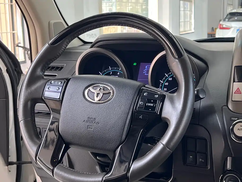 Toyota Toyota Land Cruiser Prado 2010 4.0L Automatic TX-L 2014 - thumbnail 9