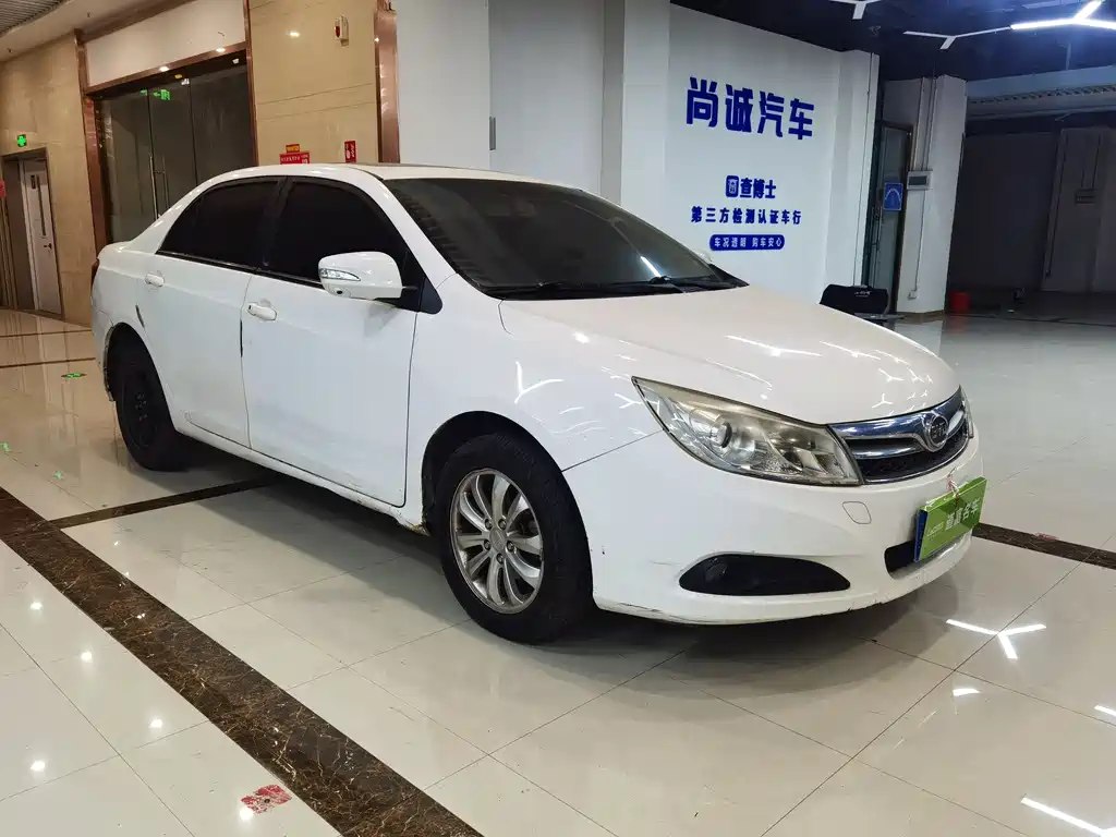 BYD Roewe 360 2012 1.5TID Automatic Comfort 2013 - thumbnail 3