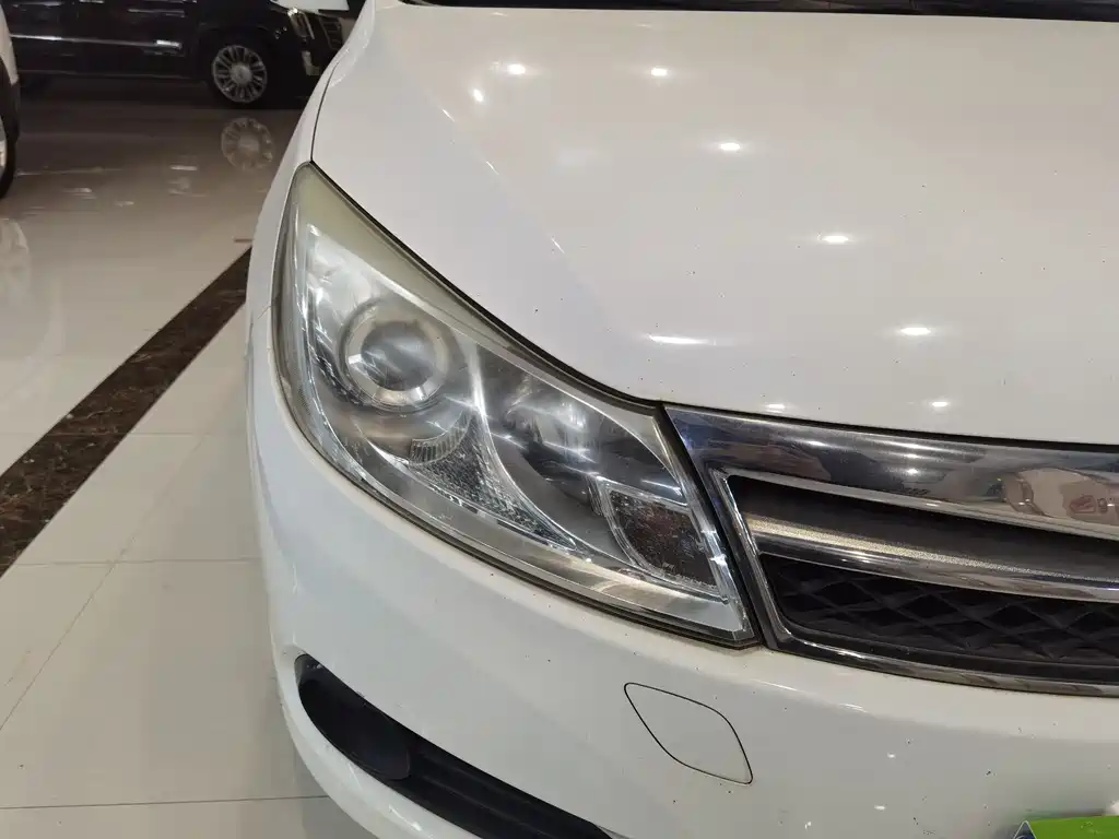 BYD Roewe 360 2012 1.5TID Automatic Comfort 2013 - thumbnail 6