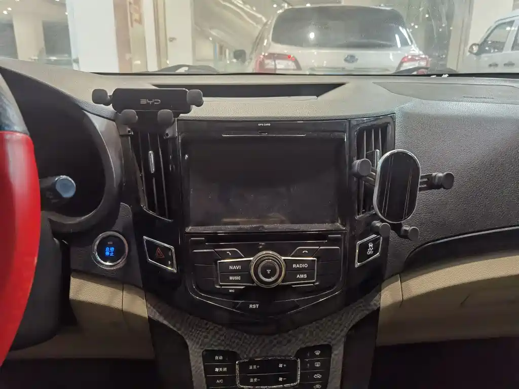 BYD Roewe 360 2012 1.5TID Automatic Comfort 2013 - thumbnail 12