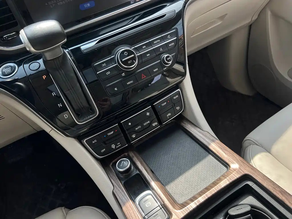 GAC Trumpchi GAC Trumpchi M8 2018 320T Premium Edition 2018 - thumbnail 17