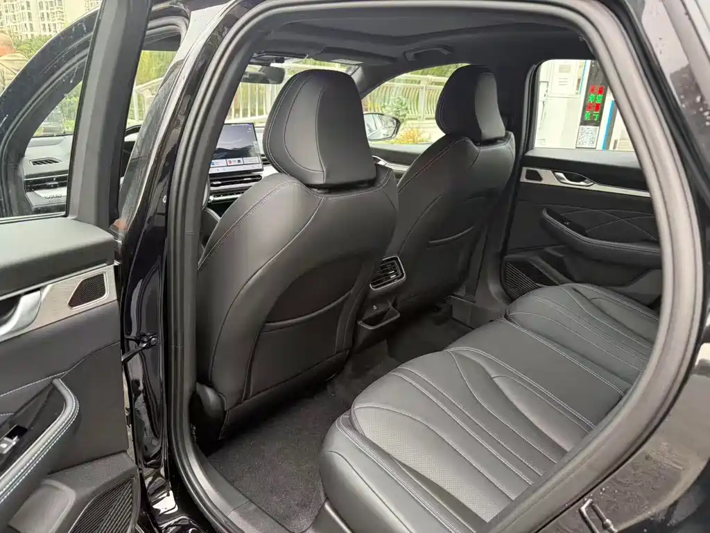 Geely Auto Geely Xingrui 2026 Edition Oriental Luminary 1.5TD Swift Version 2026 - thumbnail 6