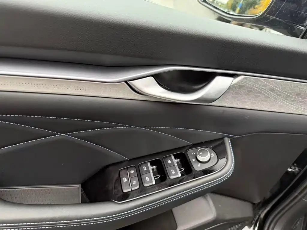 Geely Auto Geely Xingrui 2026 Edition Oriental Luminary 1.5TD Swift Version 2026 - thumbnail 13