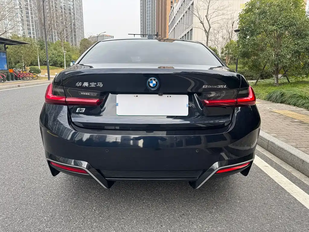 BMW BMW i3 2024 eDrive 35 L 2024 - thumbnail 4