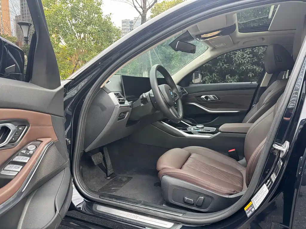 BMW BMW i3 2024 eDrive 35 L 2024 - thumbnail 7