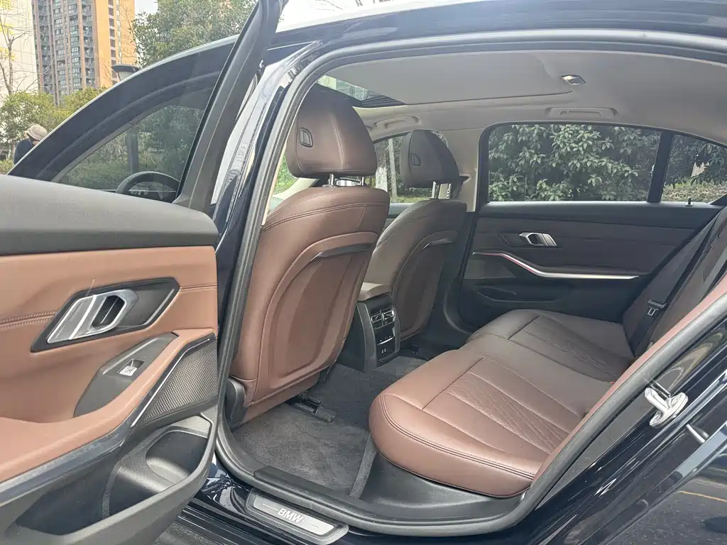 BMW BMW i3 2024 eDrive 35 L 2024 - thumbnail 8