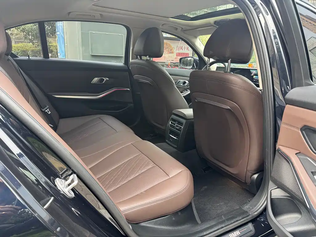 BMW BMW i3 2024 eDrive 35 L 2024 - thumbnail 11