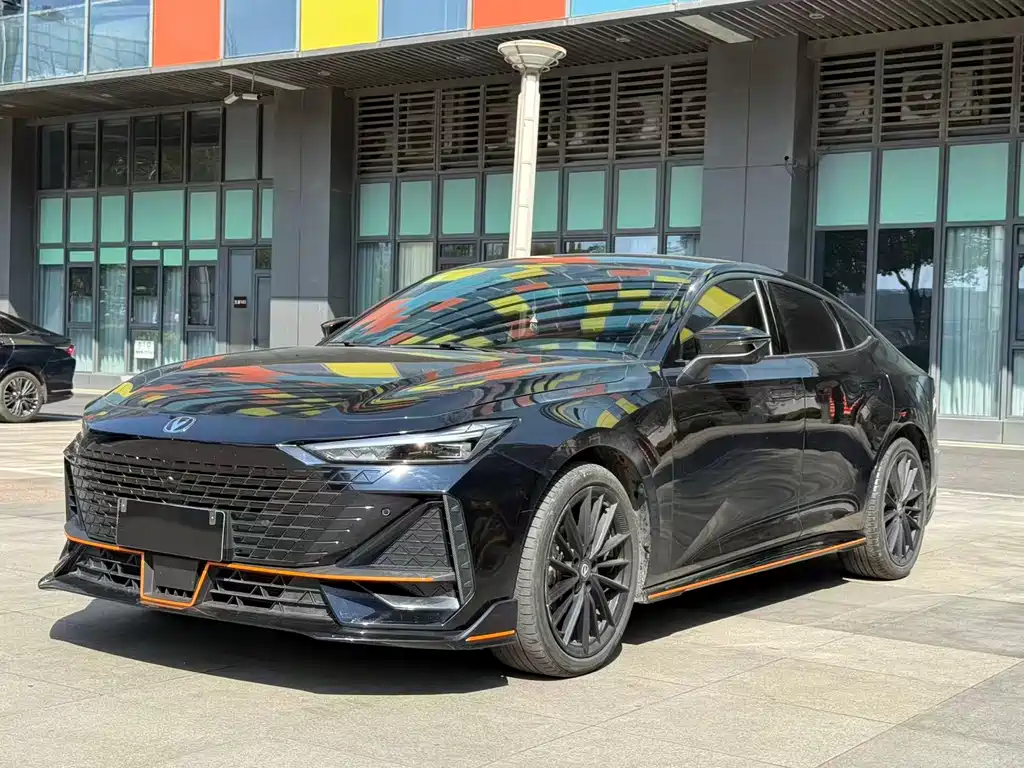 Changan Changan UNI-V 2023 1.5T Sport Edition 2024