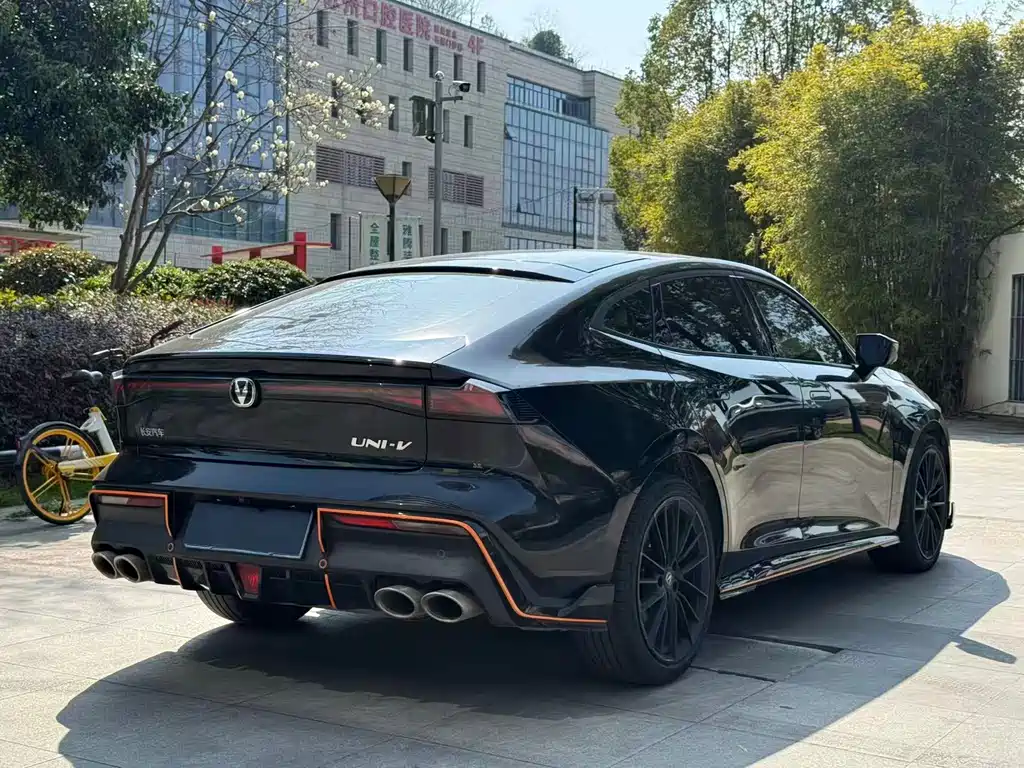Changan Changan UNI-V 2023 1.5T Sport Edition 2024 - thumbnail 8